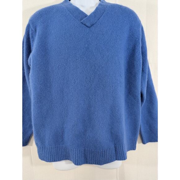 THE GAP! ANGORA & LAMBSWOOL BLEND, THICK, PLUSH SKY BLUE V-NECK SWEATER! SZ XL - Picture 4 of 9